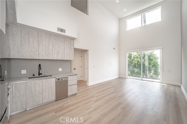 Foto principal - 2828 London St