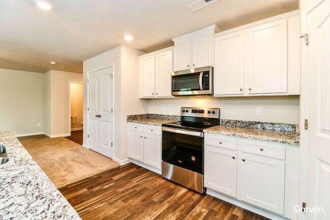 Foto del edificio - 4705 Glencraig Ave