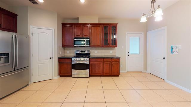 Building Photo - 2145 Broadstone Dr