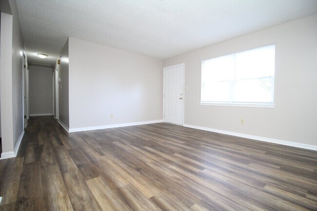 Foto del edificio - Available 8/28 – Updated Gulf Breeze 3BR w...