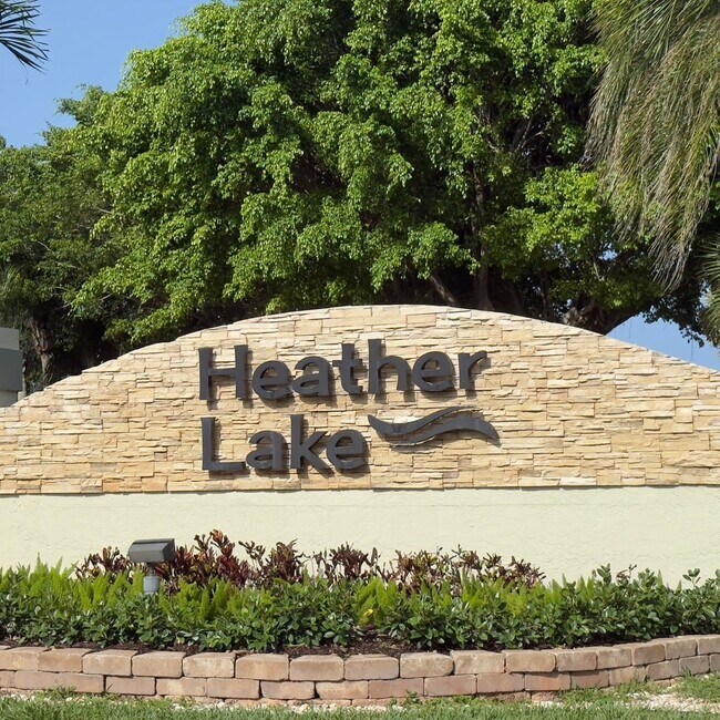 Foto del edificio - 53 Heather Cove Dr