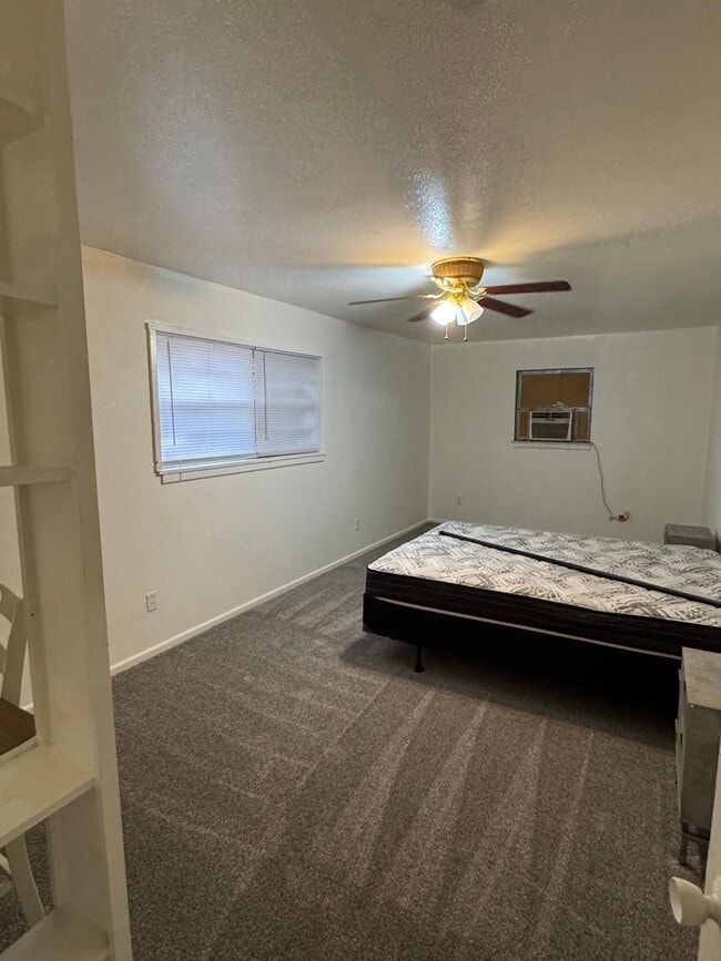 Foto del edificio - 2619 19th St