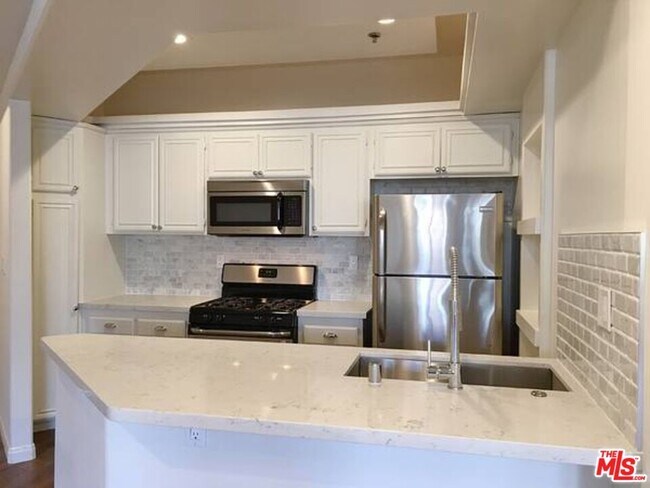 Foto del edificio - 12712 Moorpark St