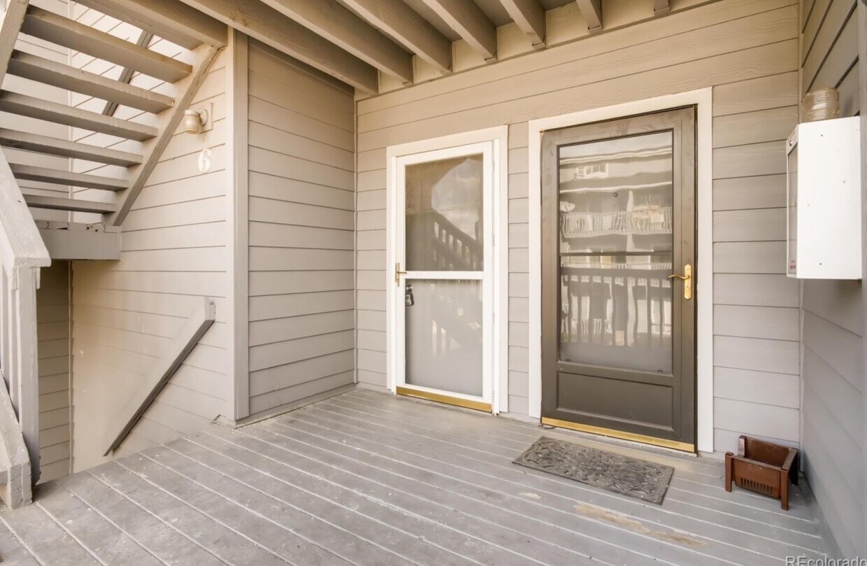 Front Door Entry - 8100 W Quincy Ave