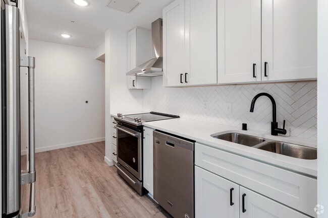 1BR, 1BA - Unit 306 - The Bryn