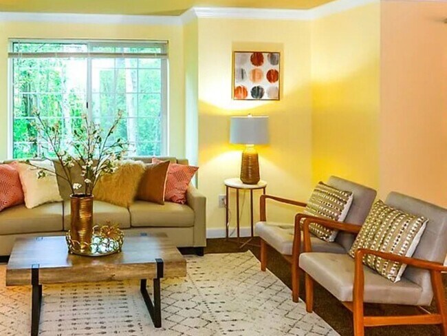 Foto del edificio - 3 Bedroom Condo in Des Moines