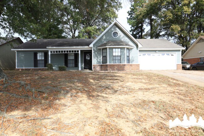 Building Photo - 6482 Lake Valley Dr