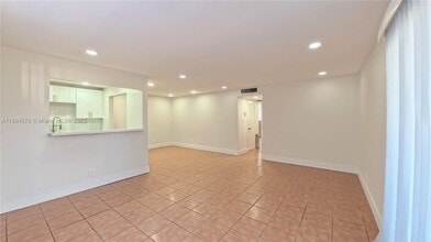 Building Photo - 1720 Funston St