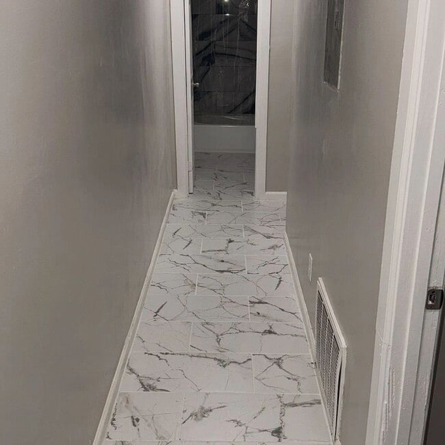 Foto del edificio - 1071 Pembroke St