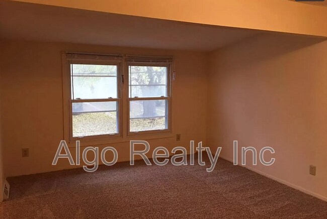 Foto del edificio - 6050 Wentworth Ave
