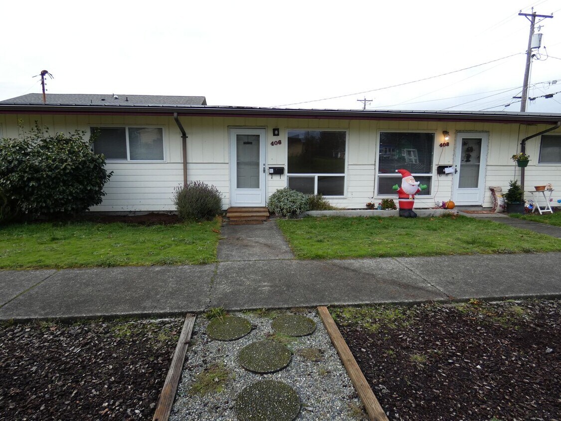 406 N Jones St, Port Angeles, WA 98362 House Rental in Port Angeles
