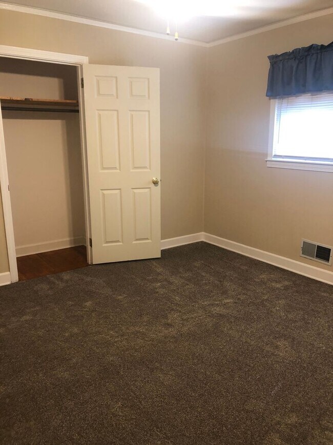 Foto del edificio - 3 Bedroom, 1.5 Bath Home near Furman University, and Highway 25