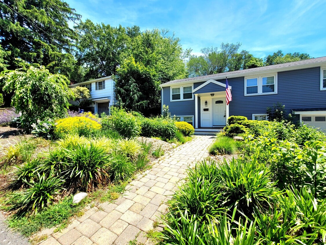 34 Harding Ave, Braintree, MA 02184 House Rental in Braintree, MA