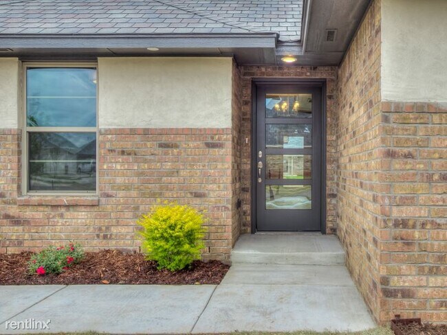 Building Photo - 4 br, 2 bath House - 16701 Monroe Drive