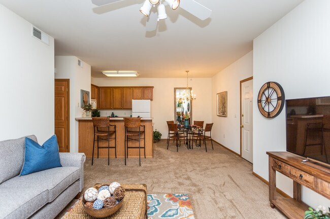 2HAB, 2BA - 847 ft² - The Ridge