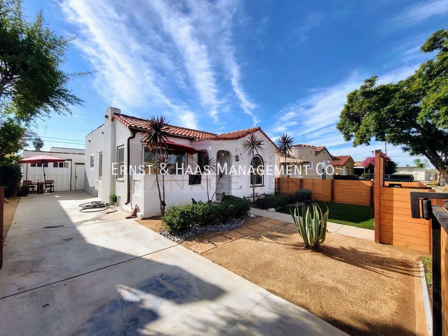 Primary Photo - Beautifully Remodeled 2 Bedroom Front Home...