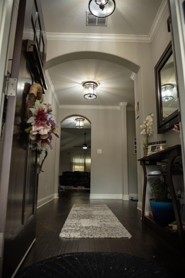 Foto del edificio - 18125 Justice Ln