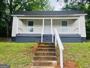 Building Photo - 1316 Forrest Ave