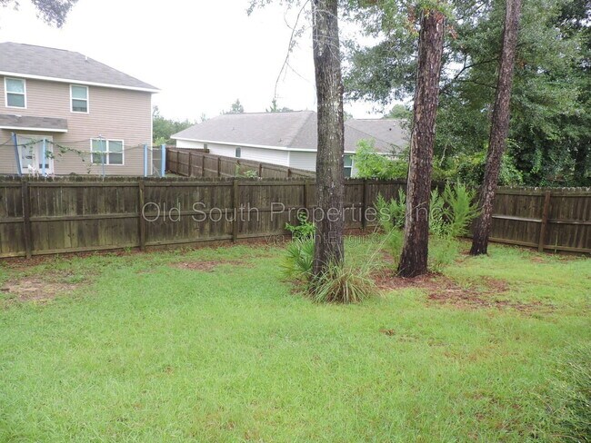 Foto del edificio - 5780 Blackhorse Cir