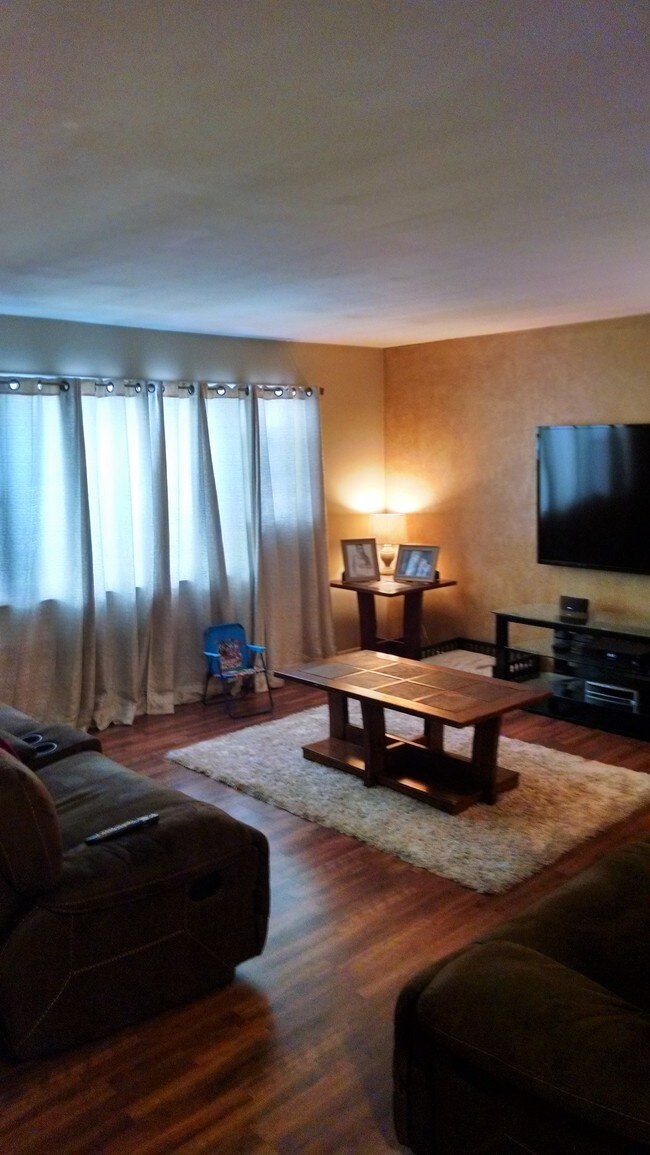 Foto del edificio - 822 Kingsland Ln