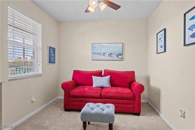 Foto del edificio - 1005 SE 40th St