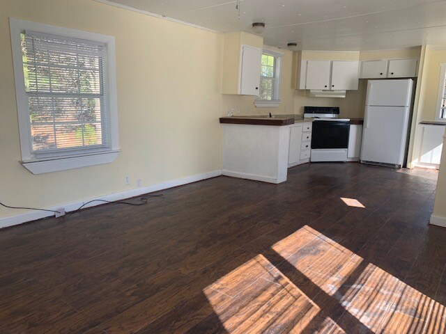 Foto del edificio - 890 Stewart St