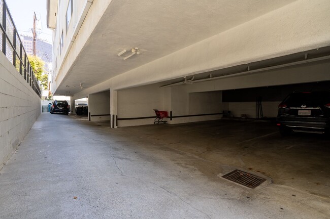 Interior Photo - Gale Apartments