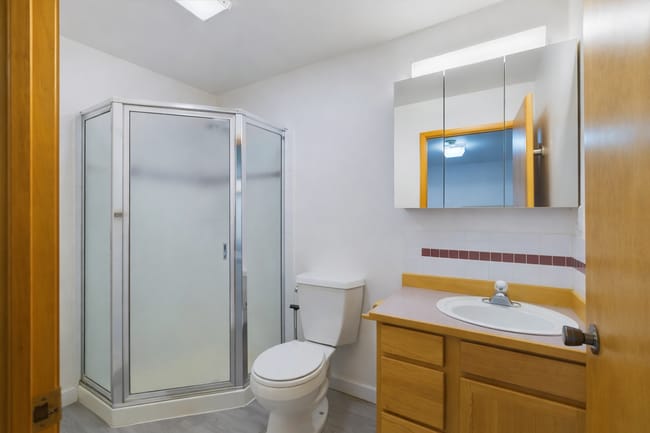 Foto del edificio - Spacious Home in Prime Location at Fairbanks