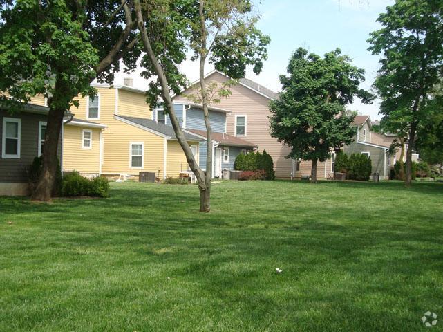 Patio - Salem Historic Homes