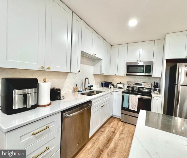 Building Photo - 597 Primus Ct