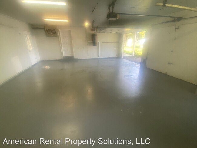Building Photo - 89 Firestone Dr