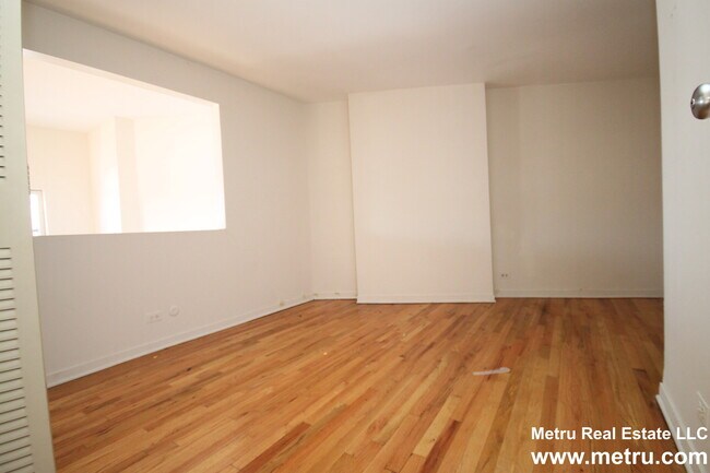 Foto del edificio - 424 W Belden Ave