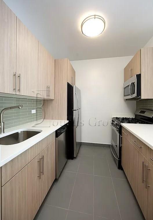 Building Photo - 2 bedroom in NEW YORK NY 10038