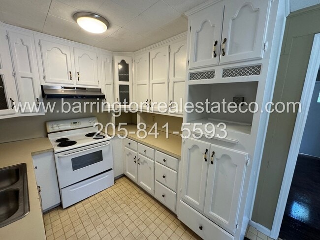 Building Photo - 400 13th Ave NW