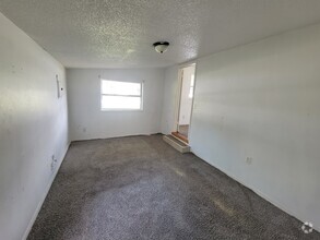 Building Photo - 702 22nd St