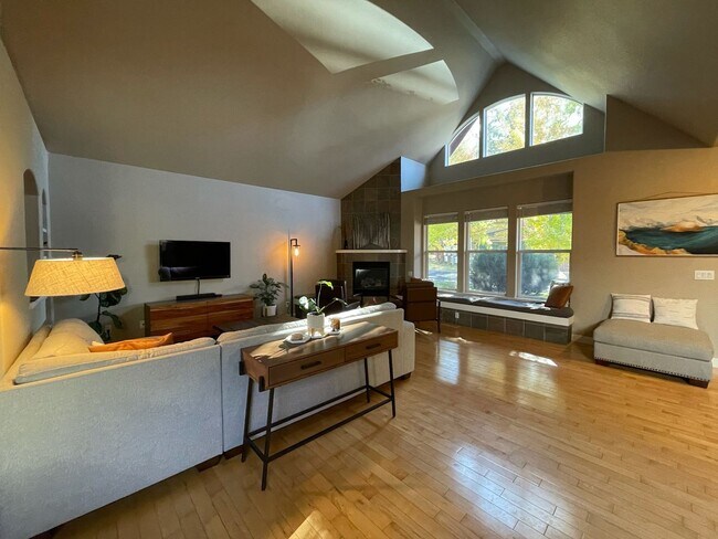 Foto del edificio - Single Level Home on the Westside of Bend