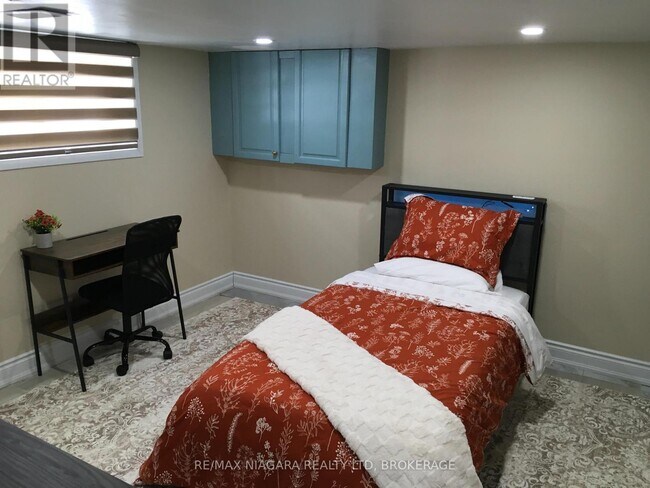 Photo du bâtiment - 3968 St Peter Ave