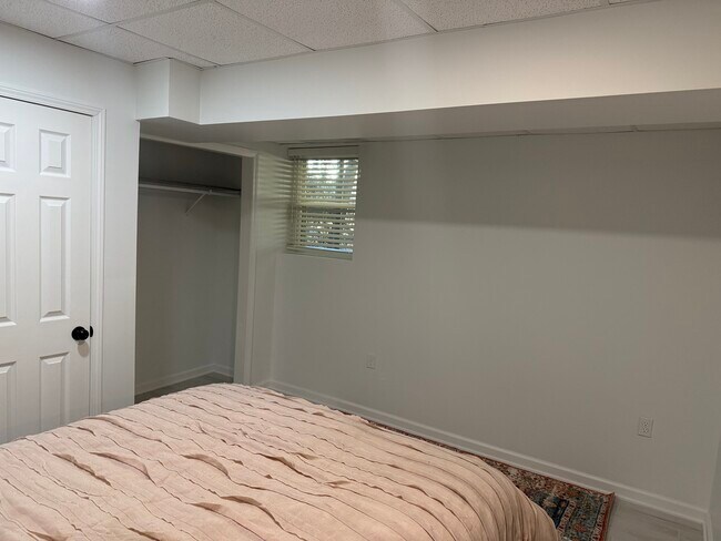Dormitorio - 5777 Lebrown Ct