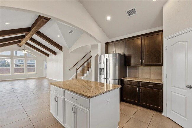 Foto del edificio - 3616 Brean Down Rd