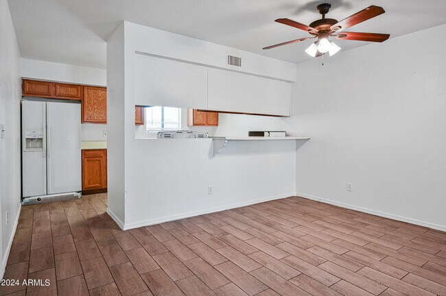 Building Photo - 2650 E McKellips Rd