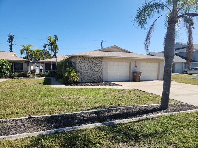 Building Photo - Duplex for rent