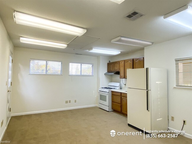 Building Photo - 2 br, 1 bath House - 789 Sutter AVE Unit B -