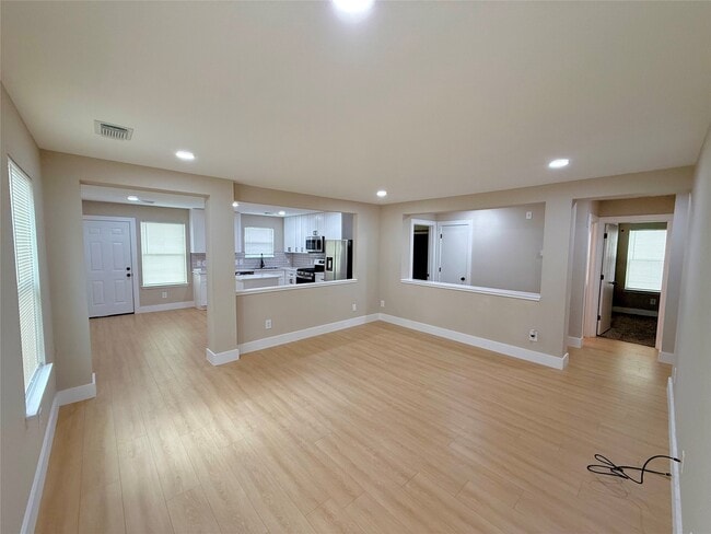 Foto del edificio - 3819 Banks Ridge Ln