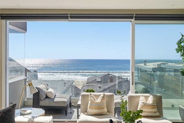 Foto del edificio - 2406 Ocean Dr