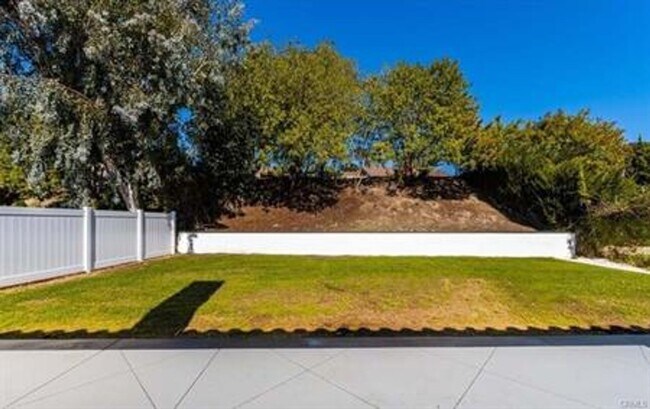 Foto del edificio - FOR RENT – Beautiful Single-Story Home in Mission Viejo