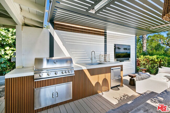 Foto del edificio - 26887 Sea Vista Dr