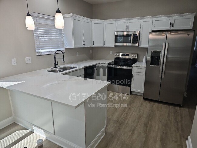 Foto del edificio - 640 N Parker Ave