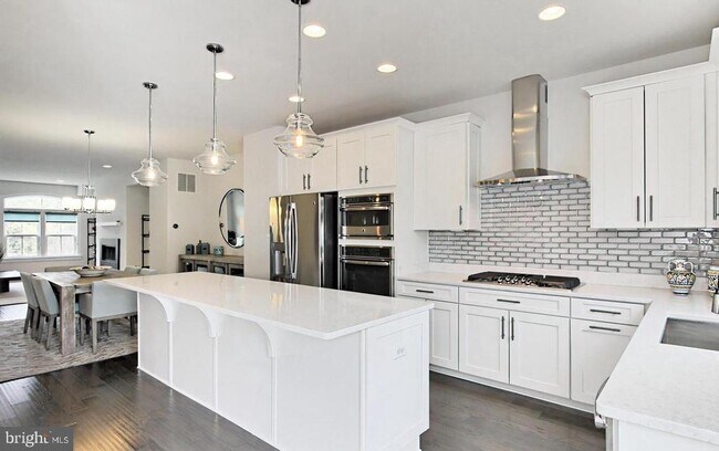 Foto del edificio - 9306 Wild Black Cherry Ct