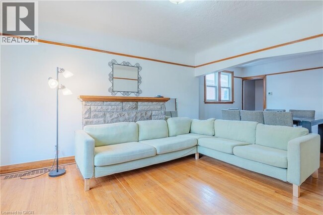 Building Photo - 107 Haddon Ave S