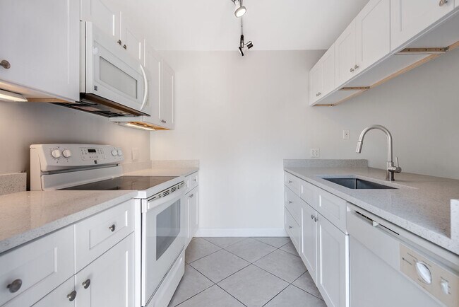 Foto del edificio - 185 Charter Way